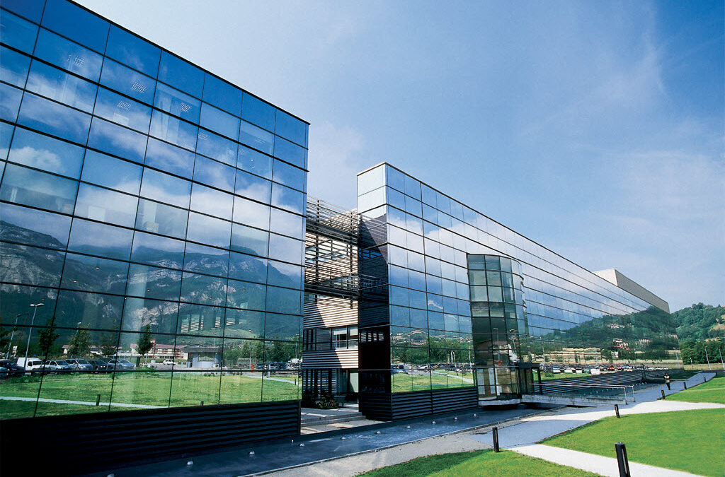 STMicroelectronics e Soitec, accordo su tecnologia per produrre substrati in SiC