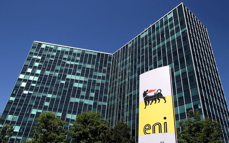 Snam-Eni: esecutiva la compravendita sui gasdotti Algeria-Italia, closing previsto entro metà gennaio 2023