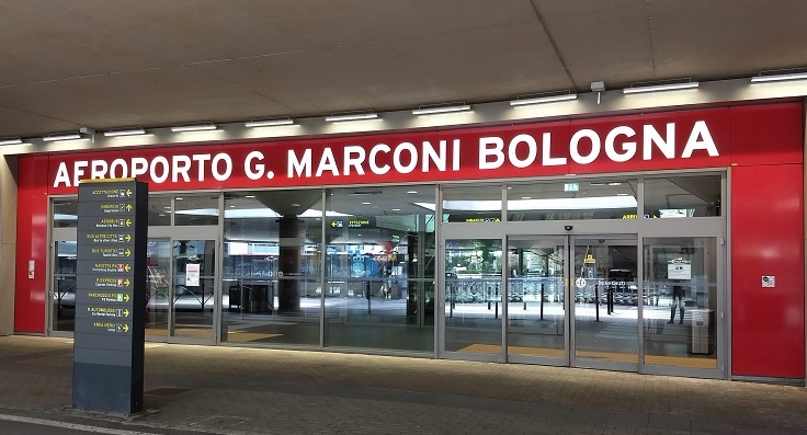 Aeroporto di Bologna supera livelli pre-pandemia : 9,96 Milioni di passeggeri nel 2023